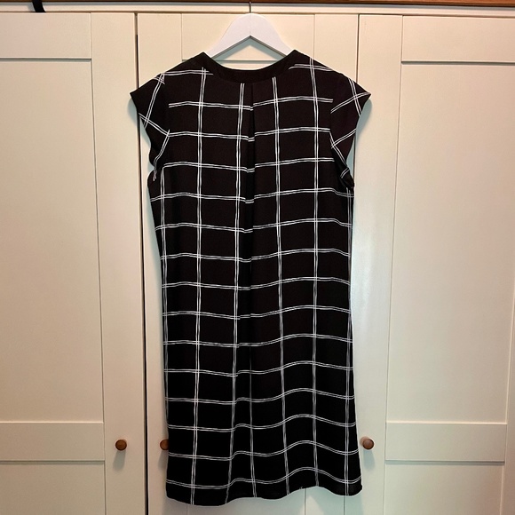 Reitmans Black & White Shift Dress Size L - Picture 3 of 4